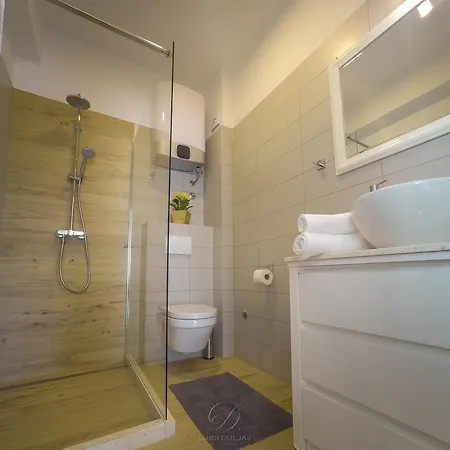 Sun Studio Apartment *